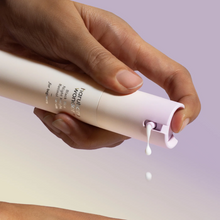 Load image into Gallery viewer, HARUHARU WONDER Black Rice Night Knight Retinol Serum 20ml