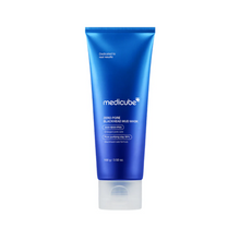 Load image into Gallery viewer, MEDICUBE Zero Pore Blackhead Mud Mask is a powerful pore-clearing treatment designed to deeply purify and refine the skin. It combines Canadian Colloidal Clay, Kaolin, and Bentonite to remove blackheads and excess oil, leaving skin smooth and refreshed. Enriched with Salicylic Acid and Glycolic Acid, it gently exfoliates to improve skin texture, while natural extracts like Green Tea, Evening Primrose, and Grape provide soothing nourishment. Caffeine and Sodium Hyaluronate deliver hydration and refresh tired