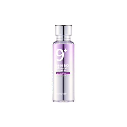 NUMBUZIN No.9 NAD Bio Lifting-sil Essence is a deeply nourishing, anti-aging essence designed to boost firmness and elasticity. Infused with Niacinamide, Nicotinamide Adenine Dinucleotide (NAD), and a powerful blend of peptides, ferments, and antioxidants like Glutathione, Resveratrol, and Astaxanthin, it targets fine lines and tired-looking skin. The silky texture absorbs easily, making it ideal for dry, mature, or dull skin in need of revitalization and a visible lifting effect.