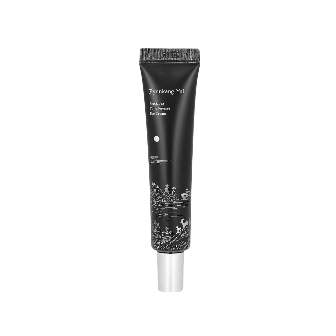 PYUNKANG YUL Black Tea Time Reverse Eye Cream is a nourishing eye cream designed to hydrate, firm, and smooth the delicate eye area. Formulated with Black Tea Ferment, Niacinamide, and Peptides, it helps improve the appearance of fine lines while strengthening the skin barrier for a refreshed, youthful look.
