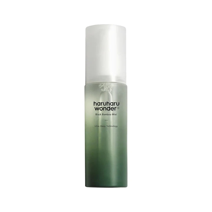 HARUHARU WONDER Black Bamboo Mist is a refreshing and hydrating facial mist suitable for all skin types. Formulated with Black Bamboo Extract and Bamboo Shoot Extract, it delivers intense hydration and antioxidant benefits to soothe and protect the skin. Enriched with Beta-Glucan and Glycerin, it locks in moisture, leaving the skin feeling soft and revitalized. Lightweight and fast-absorbing, this mist is perfect for on-the-go hydration and a quick skin refresh throughout the day.