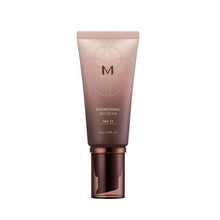 Load image into Gallery viewer, MISSHA M Choboyang BB Cream combines traditional herbal extracts and modern skincare to provide nourishing coverage with a radiant finish. Enriched with Panax Ginseng Root Extract, Centella Asiatica Extract, and Madecassoside, it revitalizes and soothes the skin while supporting a healthy barrier. Infused with Gold and Bifida Ferment Lysate, this BB cream enhances skin&#39;s natural glow and resilience. With added Adenosine for firming benefits and Sodium Hyaluronate for deep hydration, it leaves your complexio